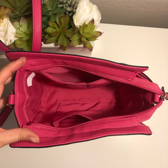 Pink Crossbody Julie Wing Crossbody NWT - Picture 5 of 7